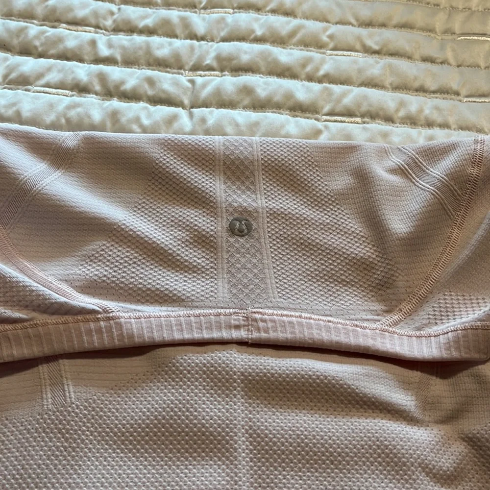 Lululemon run swiftly women’s long sleeve - Picture 3 of 6